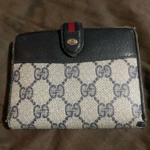 Vintage Gucci Monogram Wallet